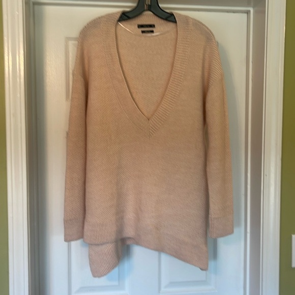 Zara - Italian yarn oversized v neck asymmetrical hem - size S - Picture 1 of 4
